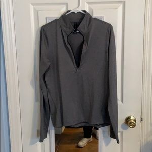 Workout pullover